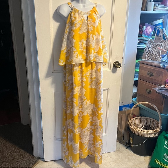 Chico's Floral Overlay Maxi Dress yellow NWT 16/XL - Picture 3 of 10
